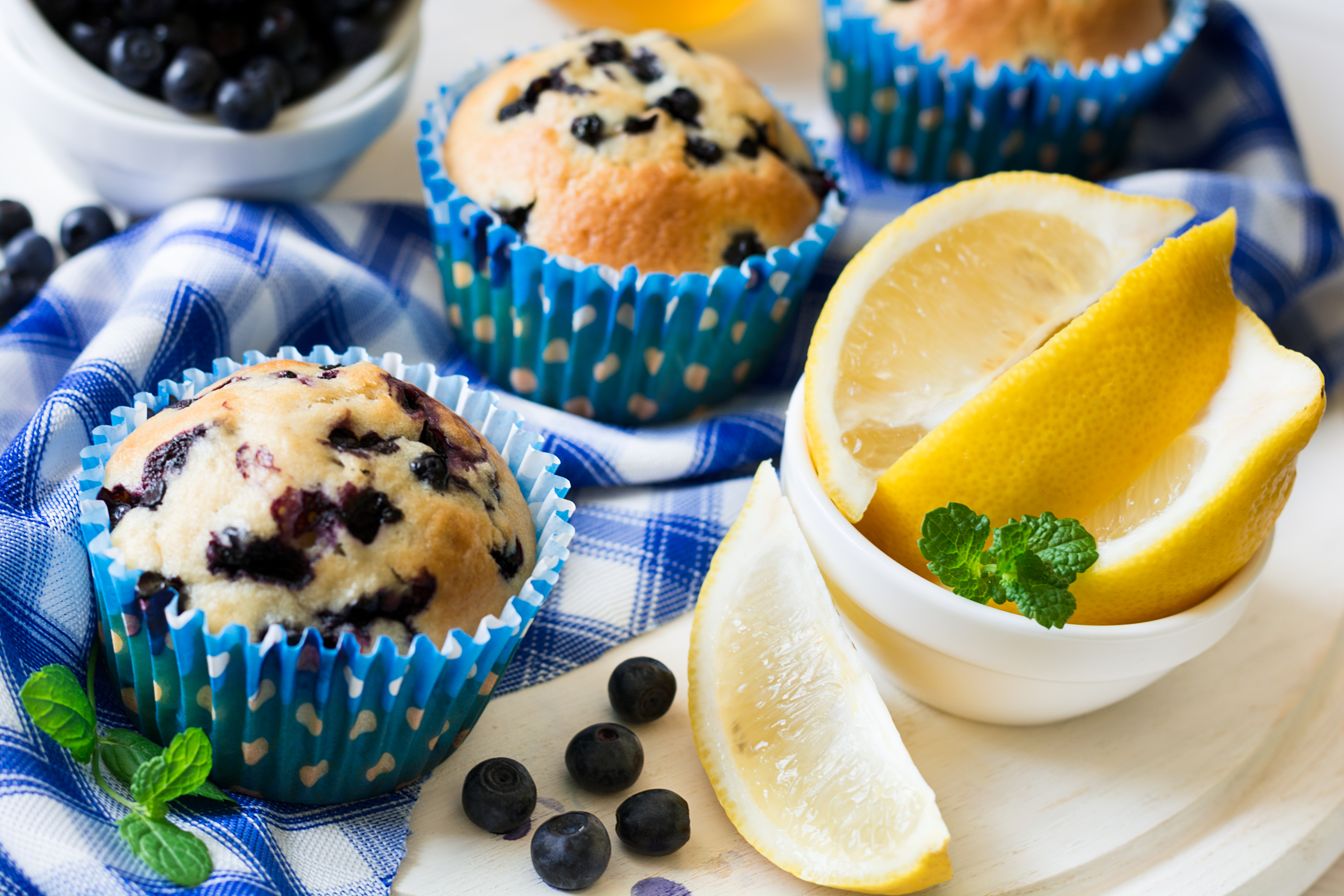 Gluténmentes citromos-áfonyás muffin