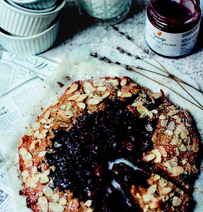 Cukormentes meggyes-levendulás galette recept